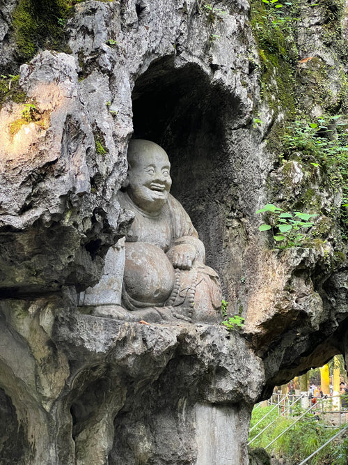 Hangzhou Temple Walk