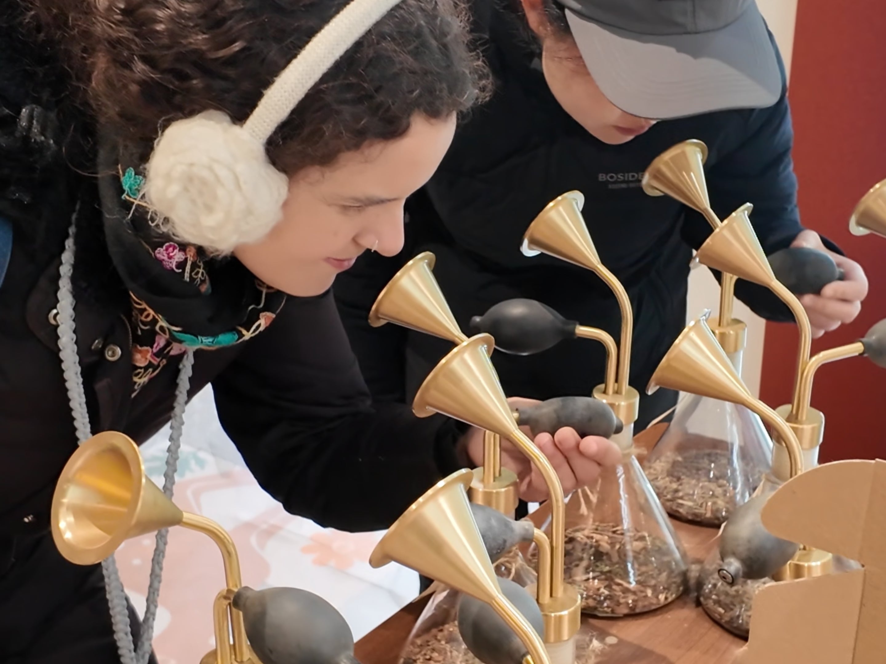 Local Life & Heritage: Wet Market Foodie Walk & Traditional Crafting