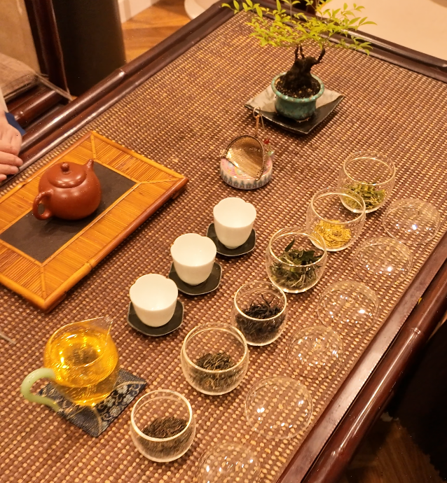 Shanghai Zen Tea House Cultural Immersion: Premium Tea Tasting, Guqin Melody & Calligraphy Art
