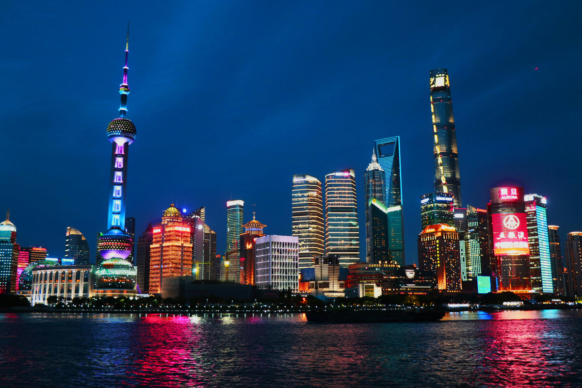 The Ultimate Shanghai: Iconic Landmarks & Trendy Local Hotspots
