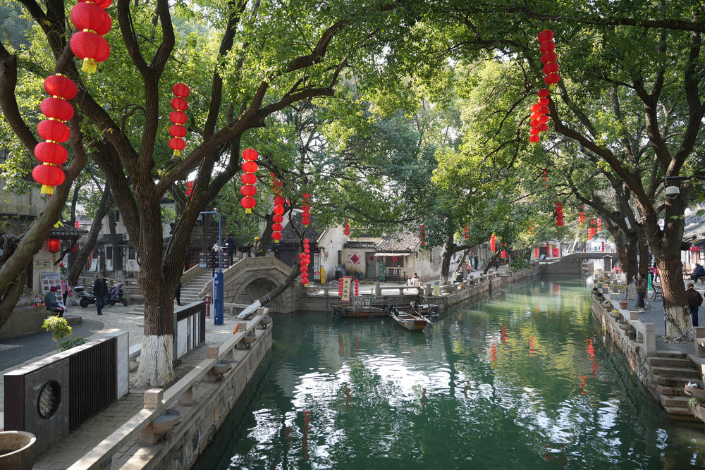 Water Town Serenity: Tongli Day Tour with UNESCO Gardens, Boat Ride & Pingtan Teahouse